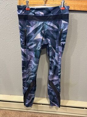 lululemon Insipre Tight ll Mesh Abstract Print Leggings
